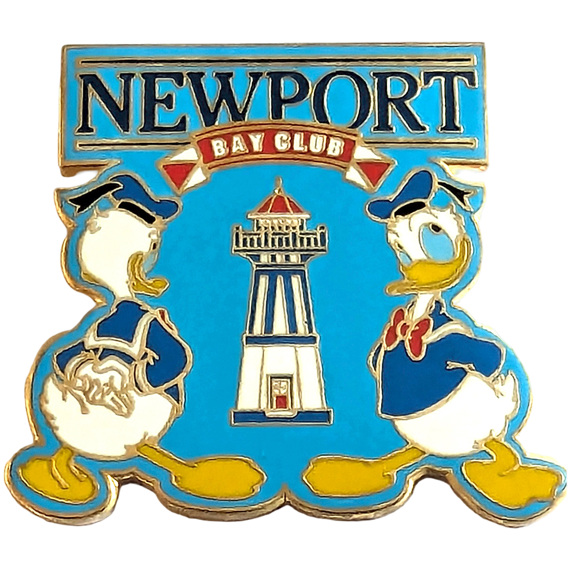 Pato Donald + Newport Bay Club